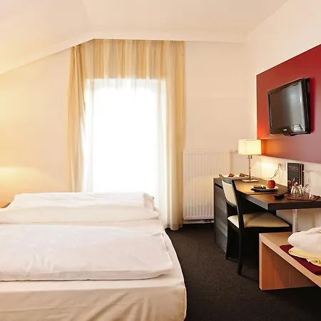 Gartenhotel Voelser Hof - Adults Only 피에