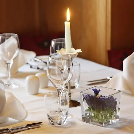 Gartenhotel Voelser Hof - Adults Only 4* 피에