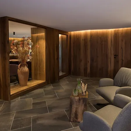 Gartenhotel Voelser Hof - Adults Only 호텔 피에